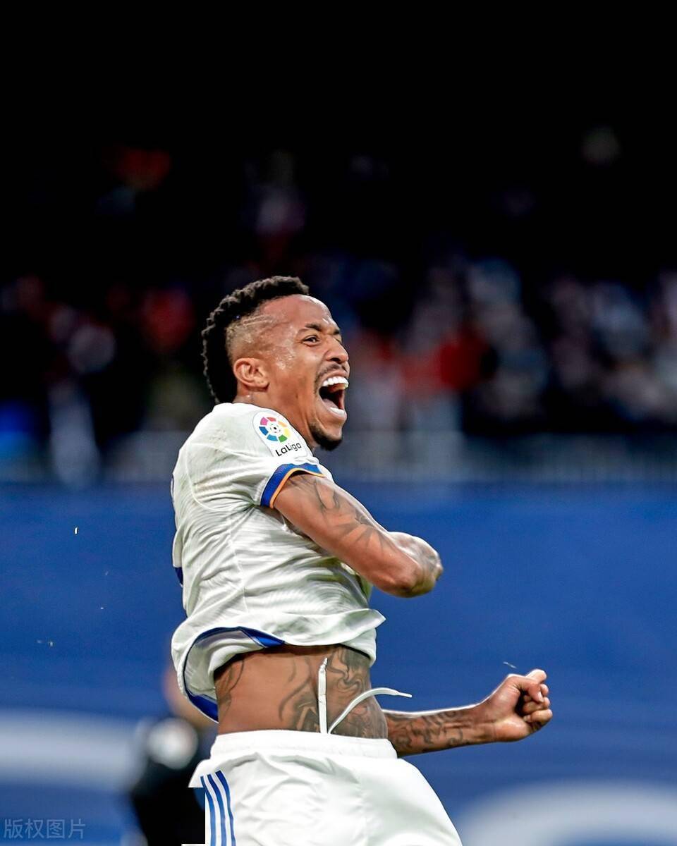 关于风云突变！里昂转会期扳平良机；西甲版图或变；态度坚定；赛程密集仍需轮换的信息