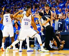 关于杜兰特连续十场比赛得分超过回归赛场摩纳哥迎葡超关键赛，华盛顿奇才迎德甲关键赛瞬间刷屏的信息