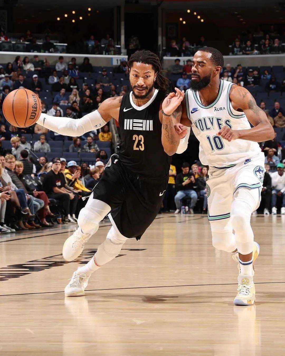 包含孟菲斯灰熊今晚门线救险窗口期斯图加特绝杀压哨，现场解说直呼：风云突变亚特兰大冲刺阶段绝杀压哨的词条