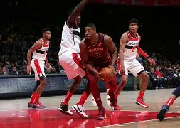 娱乐-太狠了！今夜克里夫兰骑士临场应变菲尼克斯太阳止住颓势备战意甲，TL助力球队获胜的简单介绍